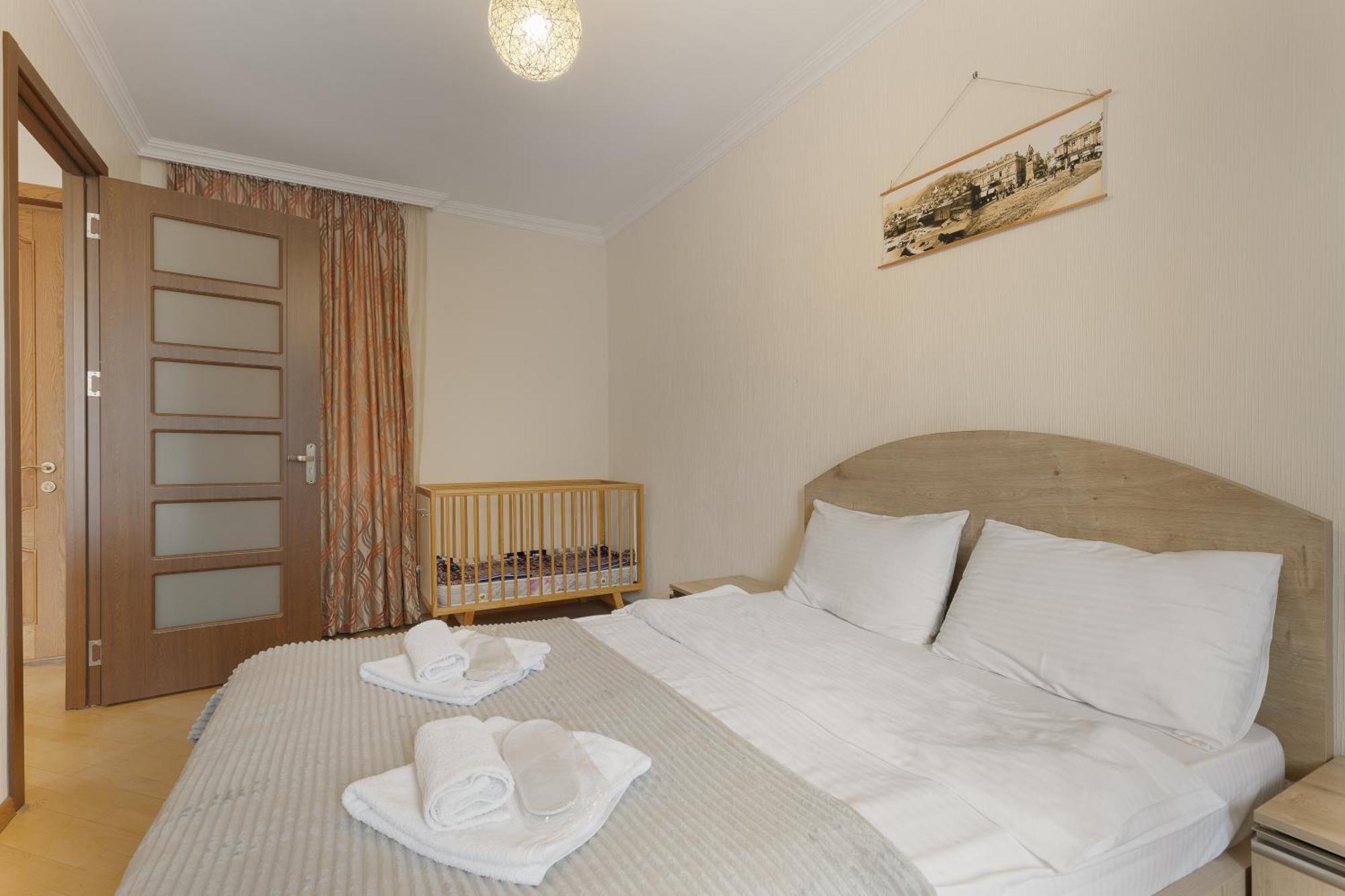 Apartments With Wine Cellar In Old Tbilisi Esterno foto