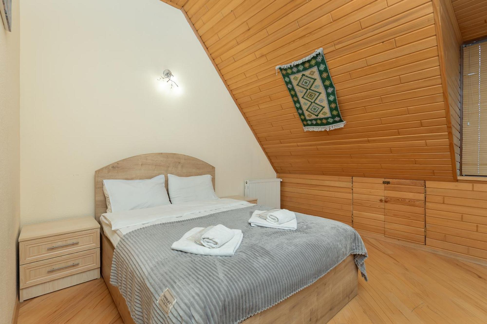 Apartments With Wine Cellar In Old Tbilisi Esterno foto