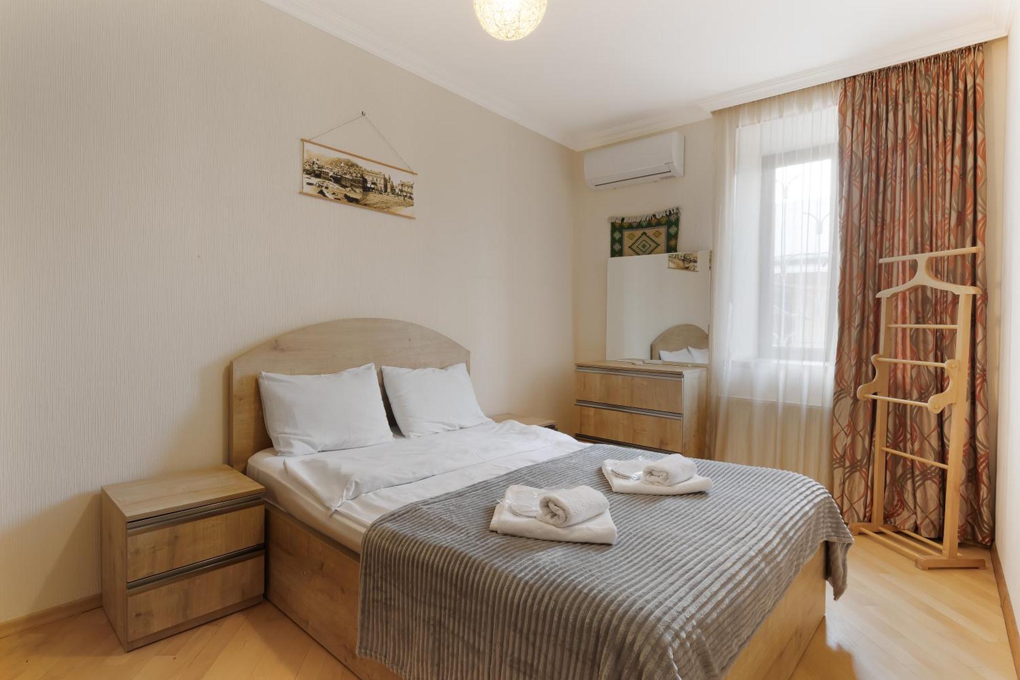 Apartments With Wine Cellar In Old Tbilisi Esterno foto